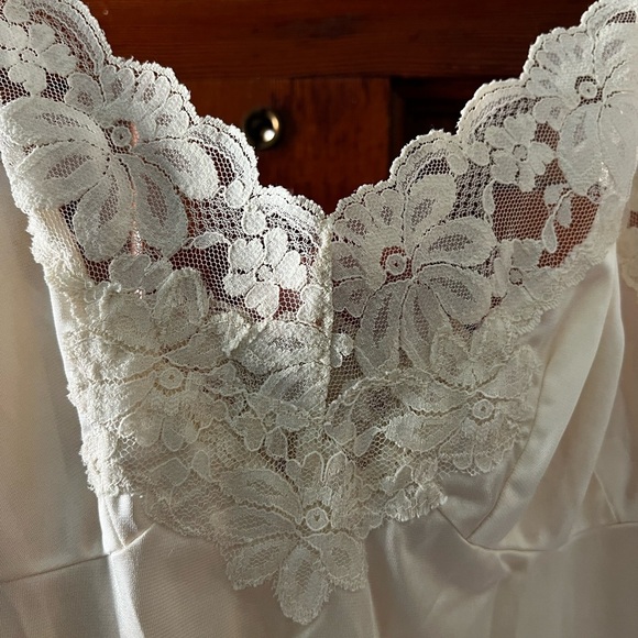 Vintage White Nylon Full Slip Dress 80s 90s Lace Lingerie Nightgown Bridal Under - Picture 4 of 10